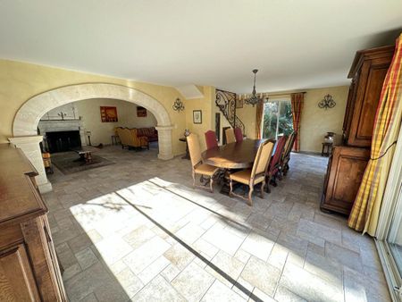 Location d'Exception Demeure Familiale de Prestige à Saint-Victoret - Photo 5