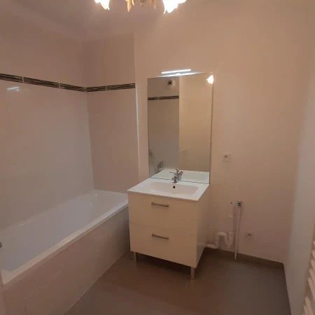 Appartement à louer 3 pièces 72.72m² - Photo 4