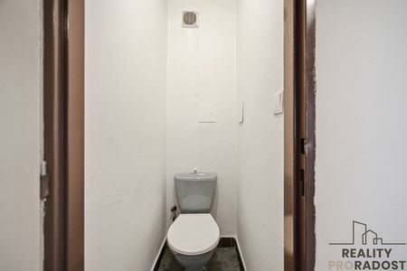 Pronájem bytu 3+1 89 m² - Photo 3