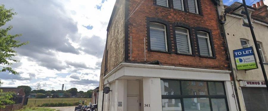Ordnance Road, Enfield EN3, London - Photo 1