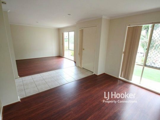 BEAUTFUL FAMILY HOME IN A PRIME LOCATION! - Photo 1