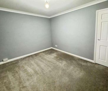 Hall Close, Kislingbury, NN7 - Photo 4