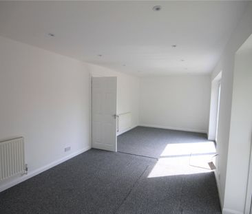 Stonyfield, Bootle, Merseyside, L30 - Photo 1