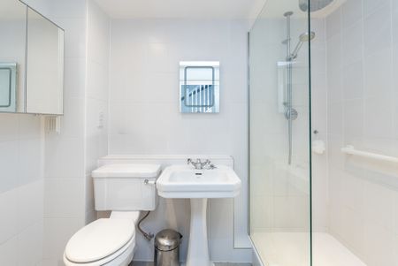 Ansell Road, Dorking, RH4 - Photo 2