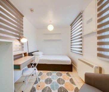 Studio to rent - Photo 3