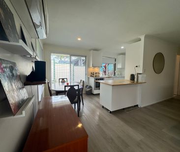 Eagleby - Photo 4