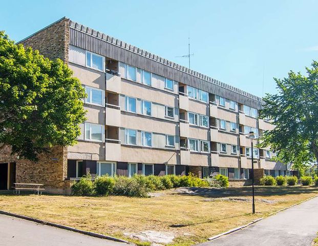 Ådalsvägen 2 C - Photo 1