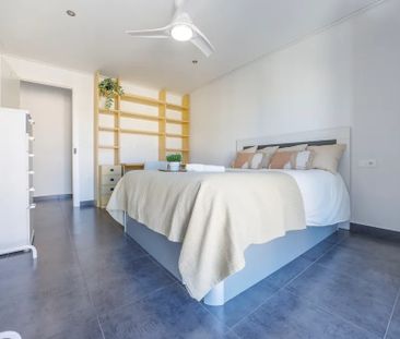 Avinguda de la Constitució, Valencia, Valencian Community 46019 - Photo 2