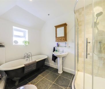 4 bedroom detached house to rent - Photo 1