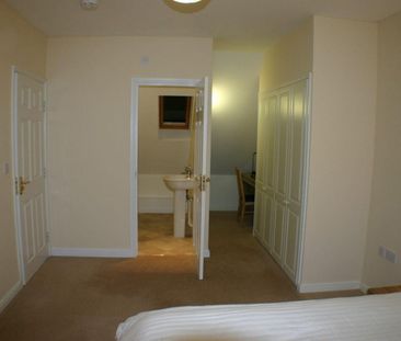 1 bedroom House To Let Total Size: 1497 SQ FT - Photo 2