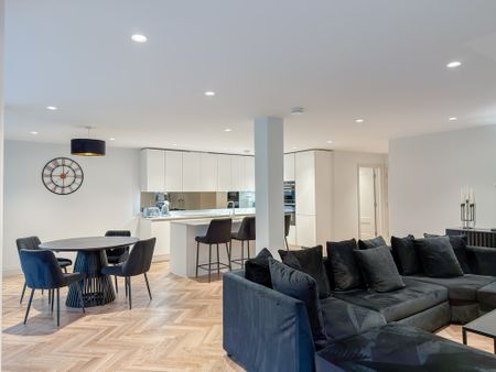 Bessborough Road, Canford Cliffs , Poole - Photo 3