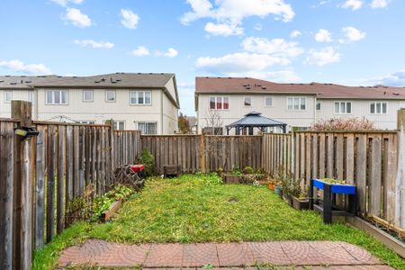 For Lease - 37 Dykstra Lane, Clarington, Ontario - Photo 5