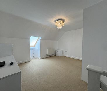 5 Cambrian Mews, Oswestry, SY11 1GB - Photo 2