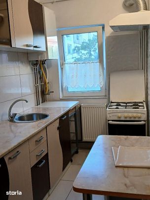 Ap 1 cam decomandat spatios Aem Soarelui langa Profi Centrala gaz - Photo 1