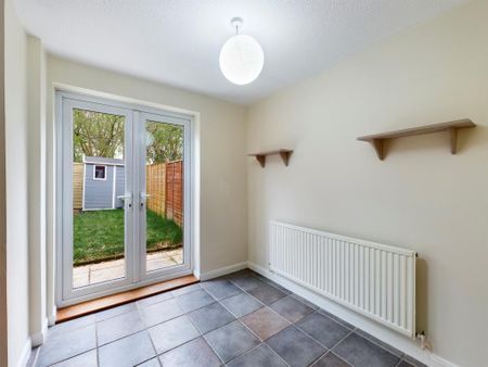 2 bedroom terraced house to rent - Photo 3