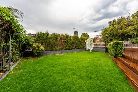 18 Ascot Street, Ascot Vale VIC 3032 - Photo 4