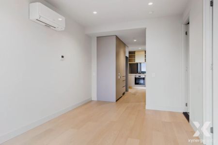 2 Bed, 1 Bath - Photo 2