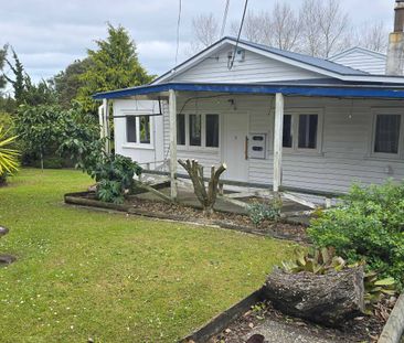 5 bedroom homestead, includes WATER - Photo 5