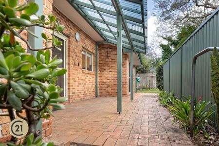 Spacious Family Home in Quiet Cheltenham Cul-De-Sac – Ideal for Schools & Transport&excl; - Photo 2