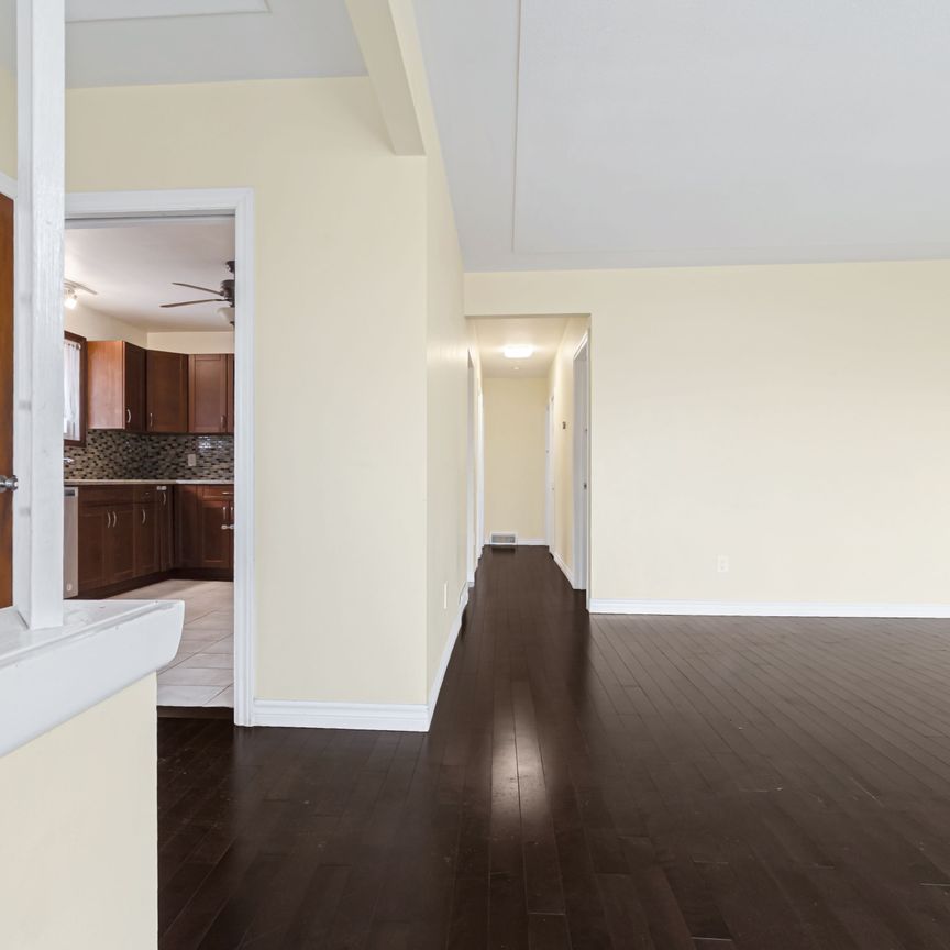 For Lease - 56 Nash Road, Hamilton, Ontario - Photo 1