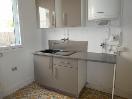 Location Appartement 2 pièces 54m² FONTAINEBLEAU 77300 - Photo 2