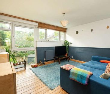 Halsmere Road, London, SE5 - Photo 3