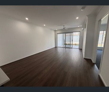 23 Magnetic St, Morayfield, Qld 4506 - Photo 4