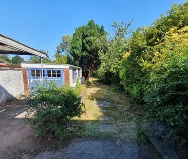 Bedroom Property In Winton, BH9 - Photo 5