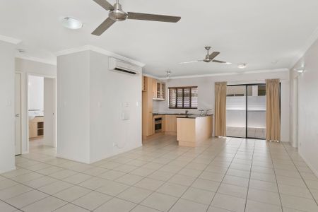 Unit 3/77 Spence Street, Cairns City. - Photo 3