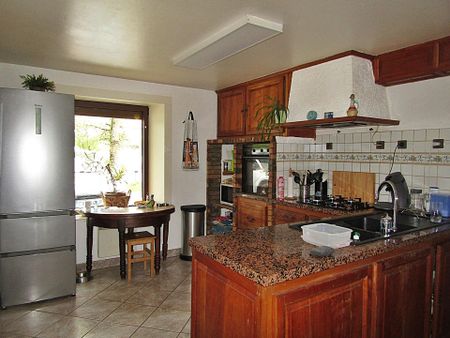 Location Maison de village 5 pièces 100 m2 à Saint-Dié-des-Vosges - Photo 2