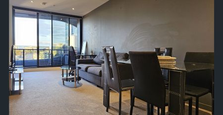 BRIGHT, SPACIOUS, FURNISHED, FLEXIBLE TERM - Photo 3