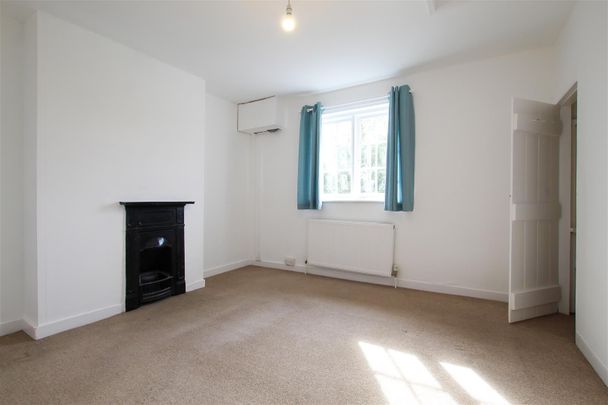 Barham Hall Cottages, Bartlow Road, Linton - Photo 1
