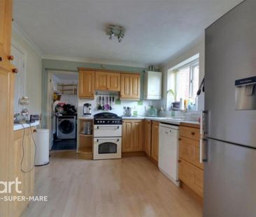 3 bedroom detached house to rent - Photo 3