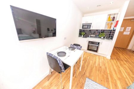 Property to rent - Photo 5