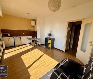 Location Appartement 1 pièce 23m² CHATEAUROUX 36000 - Photo 3
