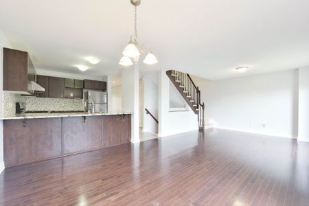For Lease - 322 BRETTONWOOD Ridge, Kanata, Ontario - Photo 2