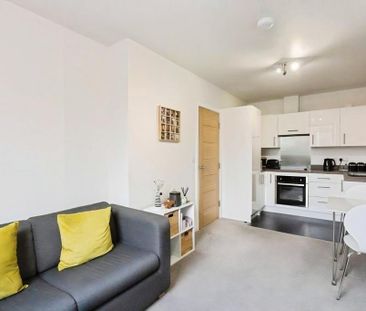 1 bedroom apartment to rent - Photo 2