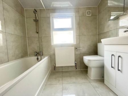 Sibley Grove, London - Photo 4