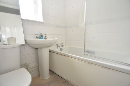 1 bedroom terraced house to rent - Photo 2