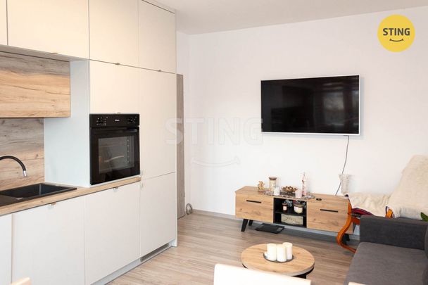 Pronájem bytu 3+kk 57 m² - Fotografie 1