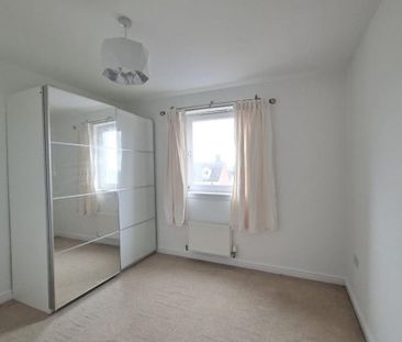 2 bed flat for rent in Corstorphine - Photo 3