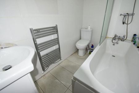 3 bedroom house to rent - Photo 5