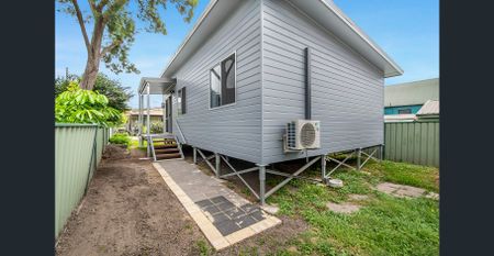 Almost Brand-New 2-Bedroom Granny Flat - Photo 5