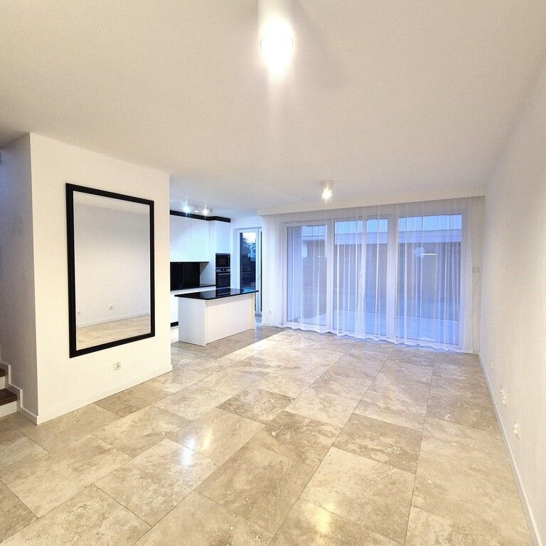 Krzekowo-Bezrzecze, skrajny segment, 4 pokoje - Photo 1