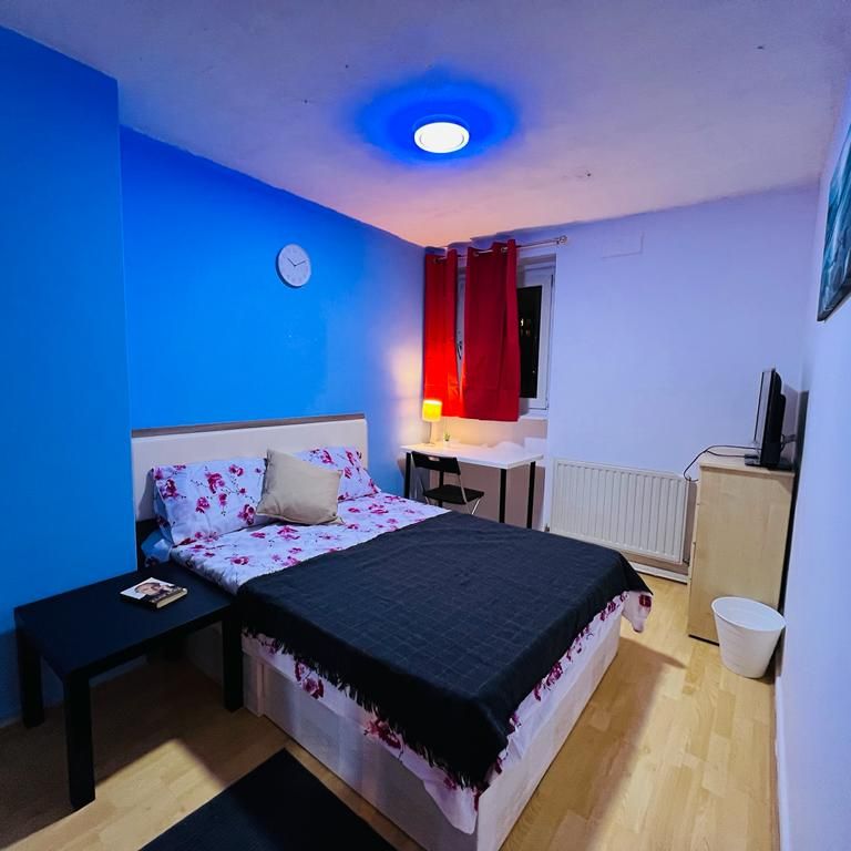 RM3 Ben Jonson Road | Stepney Green | London | E1 3NJ - Photo 1