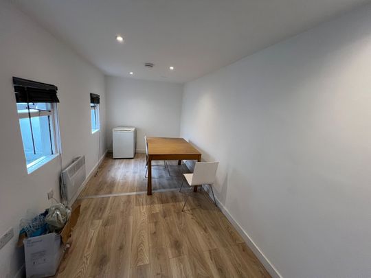 Room in a Shared House, Upper North Street, BN1 - Photo 1