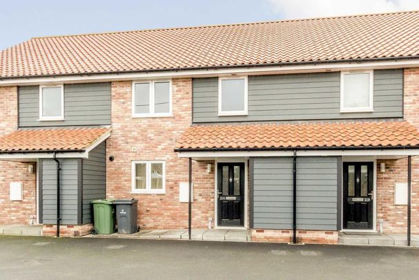3 bedroom terraced house to rent - Photo 1