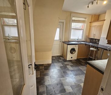 2 Bed Terraced House, Southgate Road, L13 - Photo 6