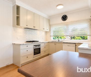 17 Windsor Avenue, Bentleigh, VIC, 3204 - Photo 6