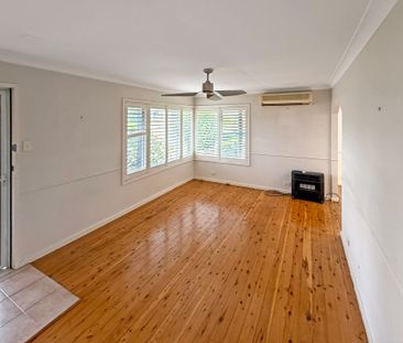 Stylish Family Living on a Spacious Corner Block - Quiet Cul-de-Sac... - Photo 1